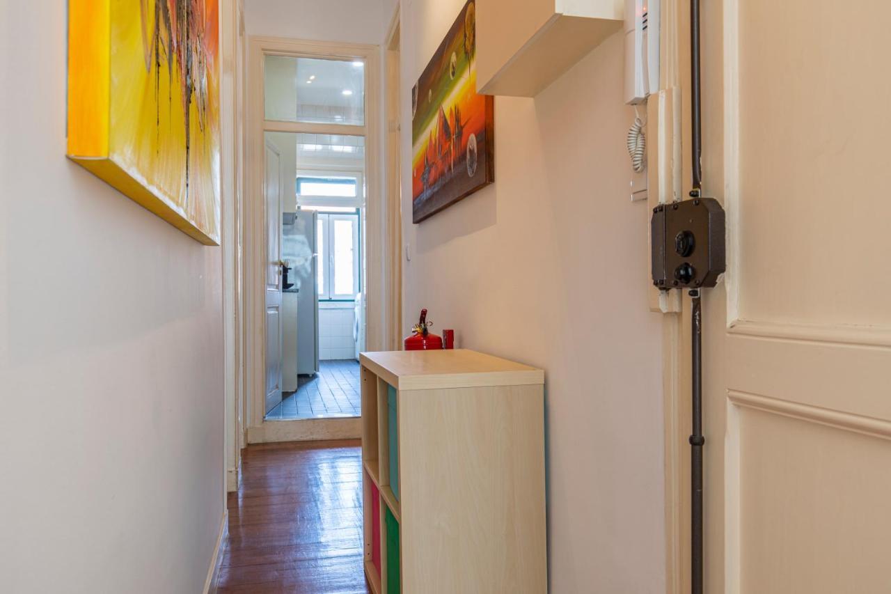 Typical 2Bdr Apartment In Lisbon By Lovelystay Exterior foto