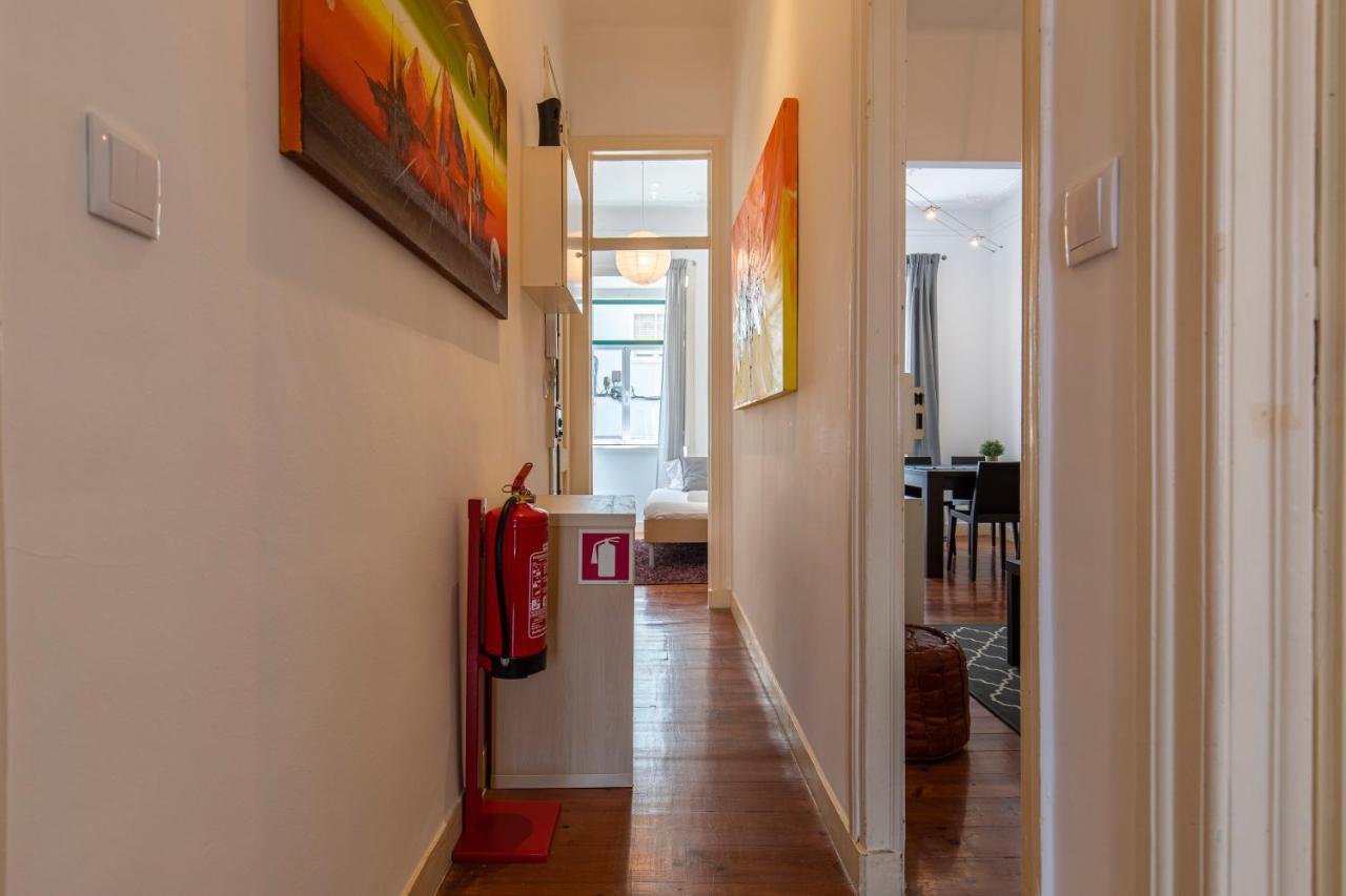 Typical 2Bdr Apartment In Lisbon By Lovelystay Exterior foto